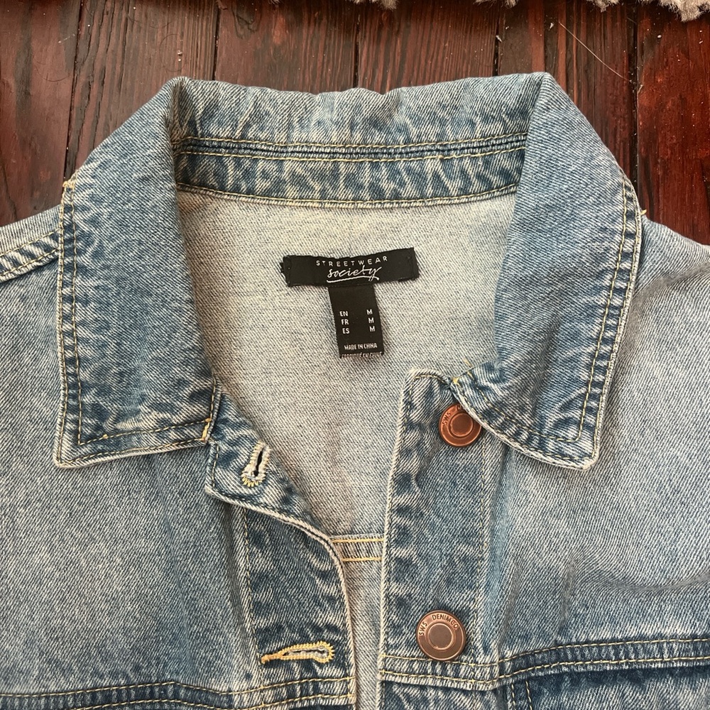 Jean jacket - Picture 4 of 4